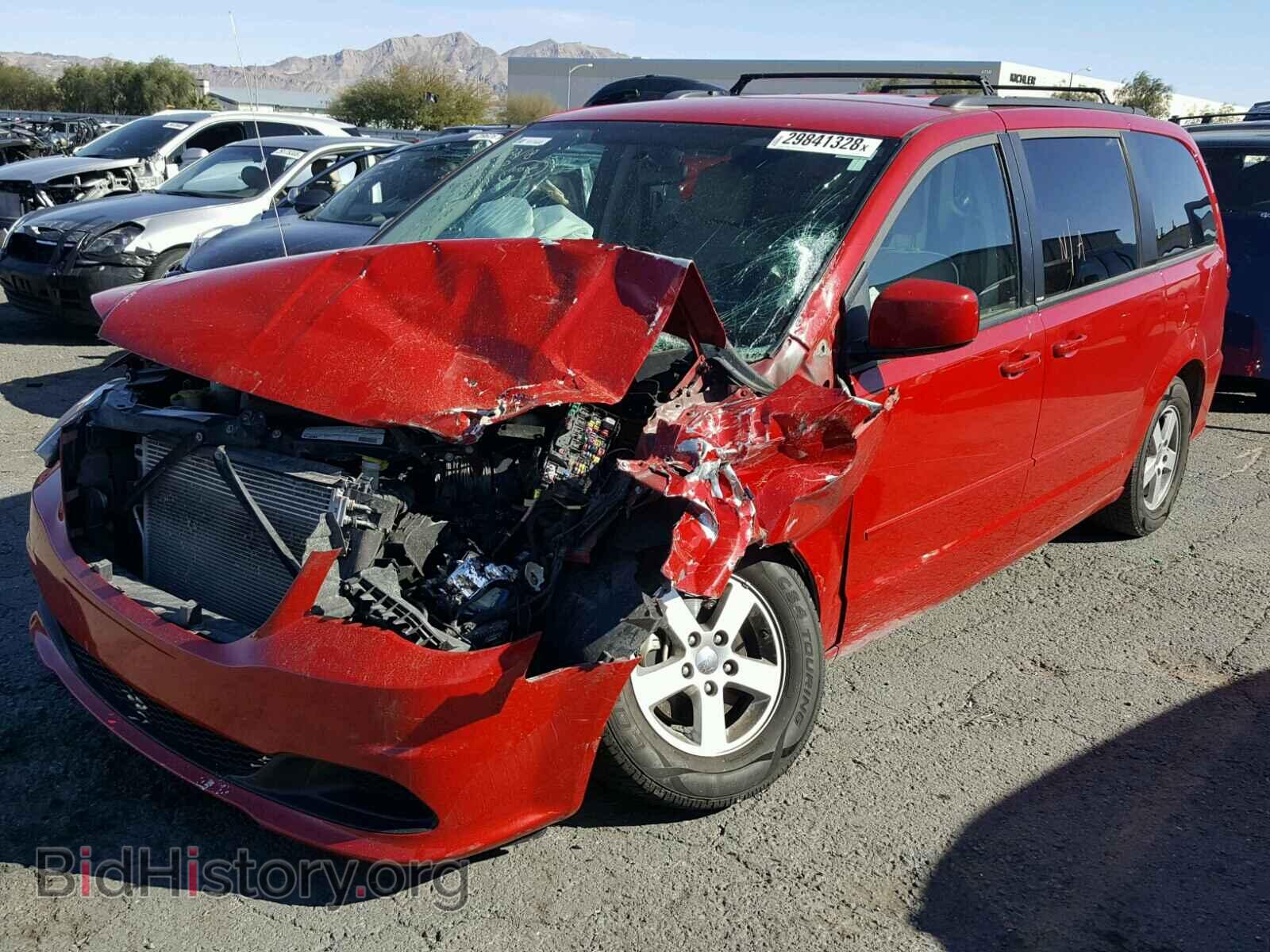 2012 DODGE CARAVAN - VIN: 2C4RDGCG6CR165610 - Фото 2
