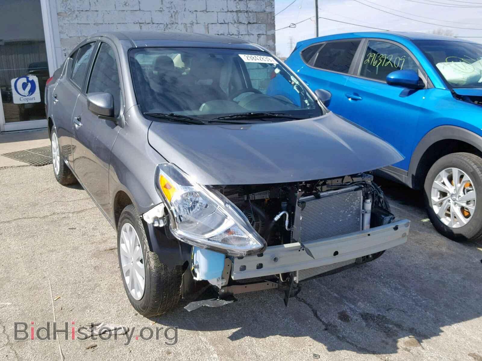 Photo  - NISSAN VERSA 2019