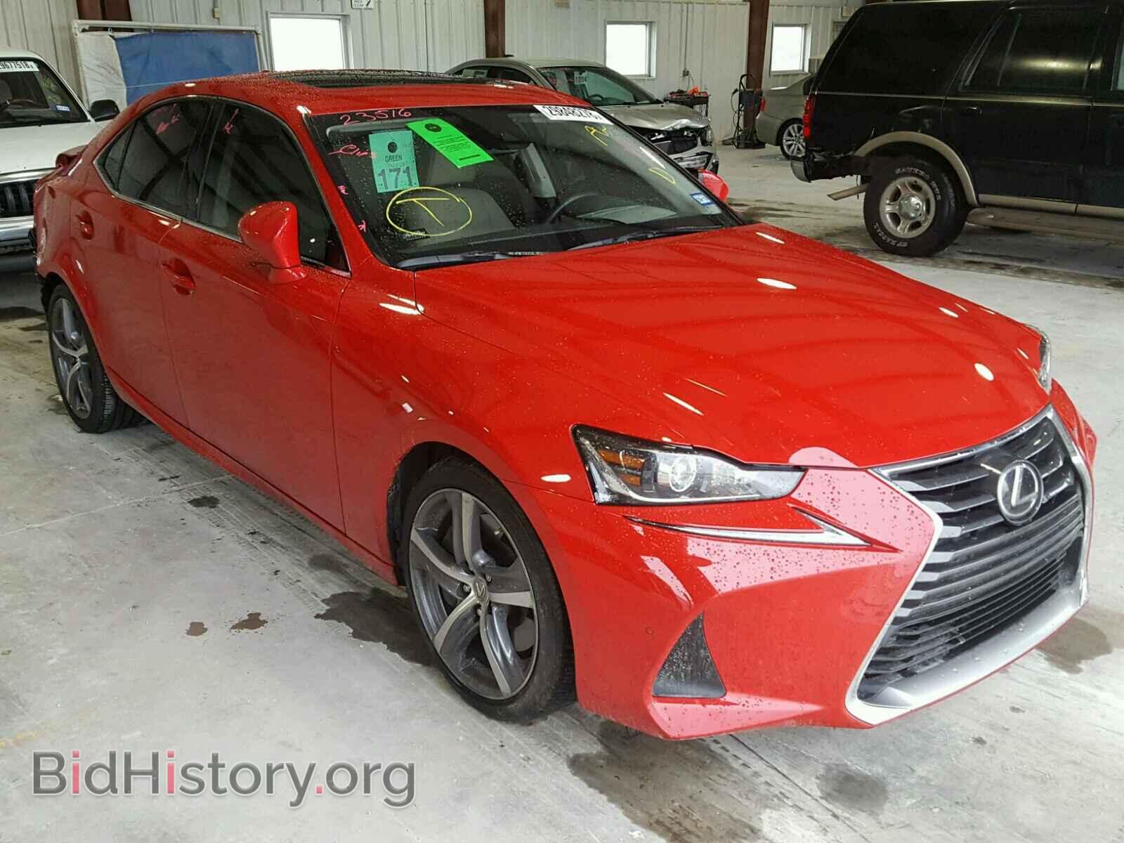 Photo JTHBA1D27H5042251 - LEXUS IS 2017