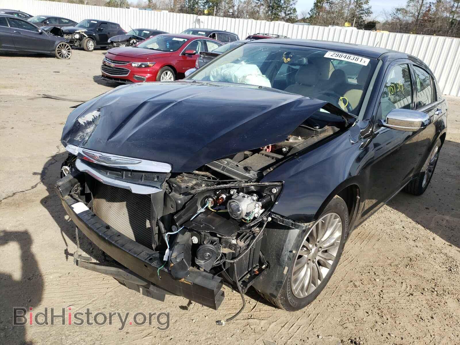 2012 CHRYSLER 200 - VIN: 1C3CCBCG1CN107000 - Фото 2