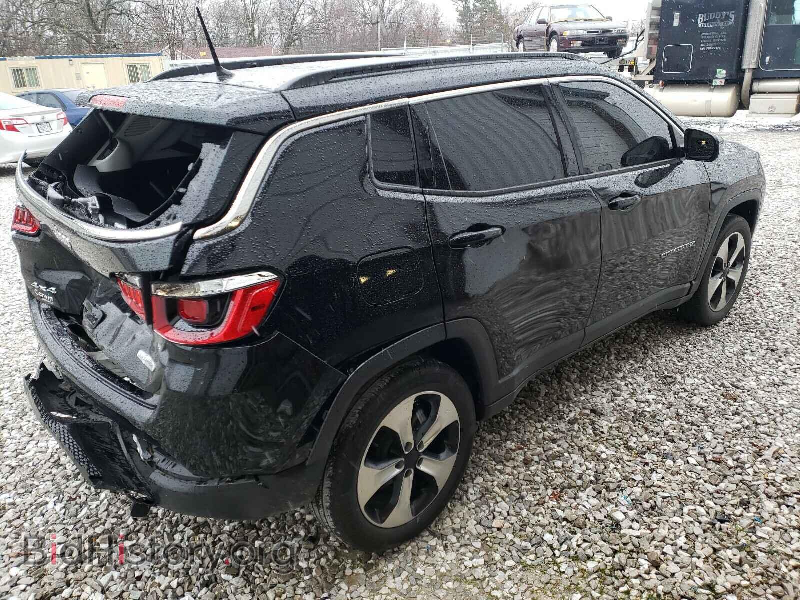 2017 JEEP COMPASS - VIN: 3C4NJDBB3HT670486 - Фото 4