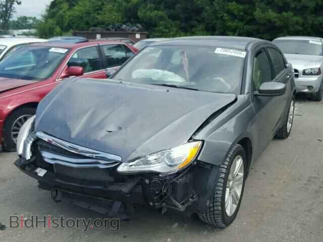 2013 CHRYSLER 200 - VIN: 1C3CCBAB8DN697978 - Фото 2