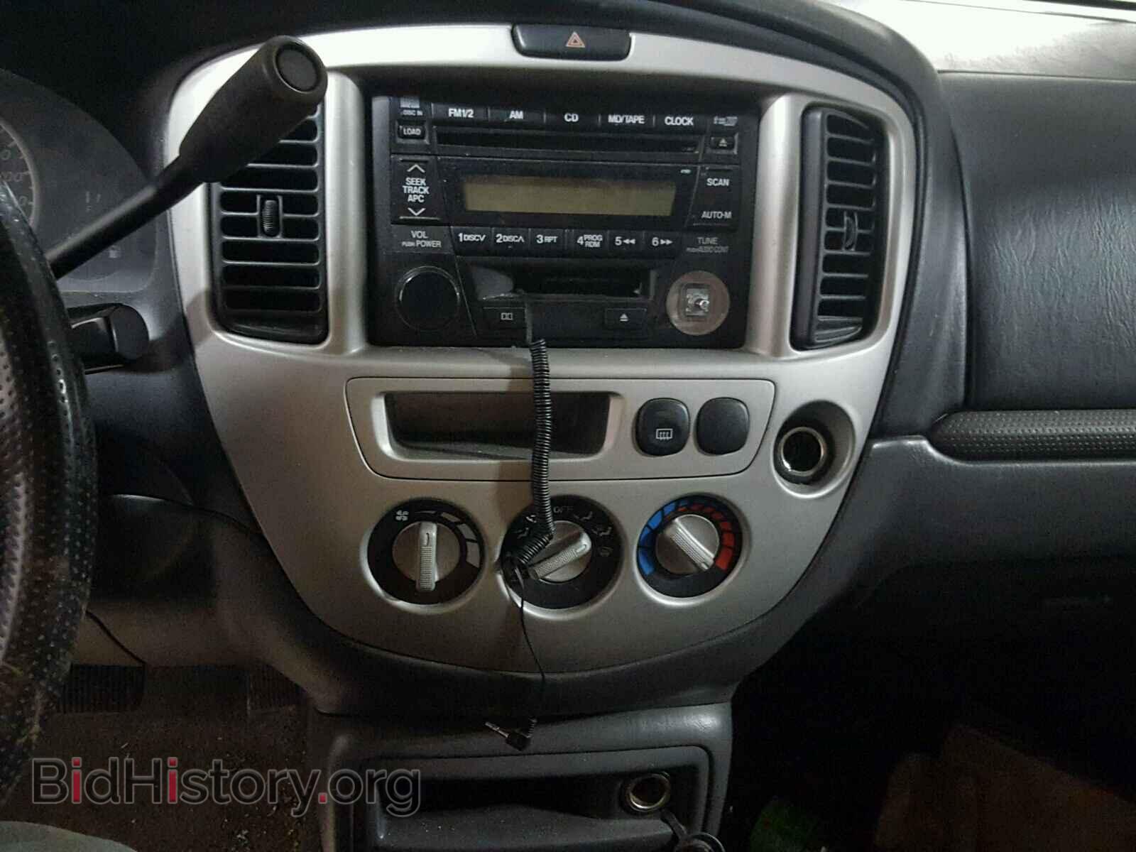 2004 MAZDA TRIBUTE - VIN: 4F2CZ06134KM04049 - Фото 9