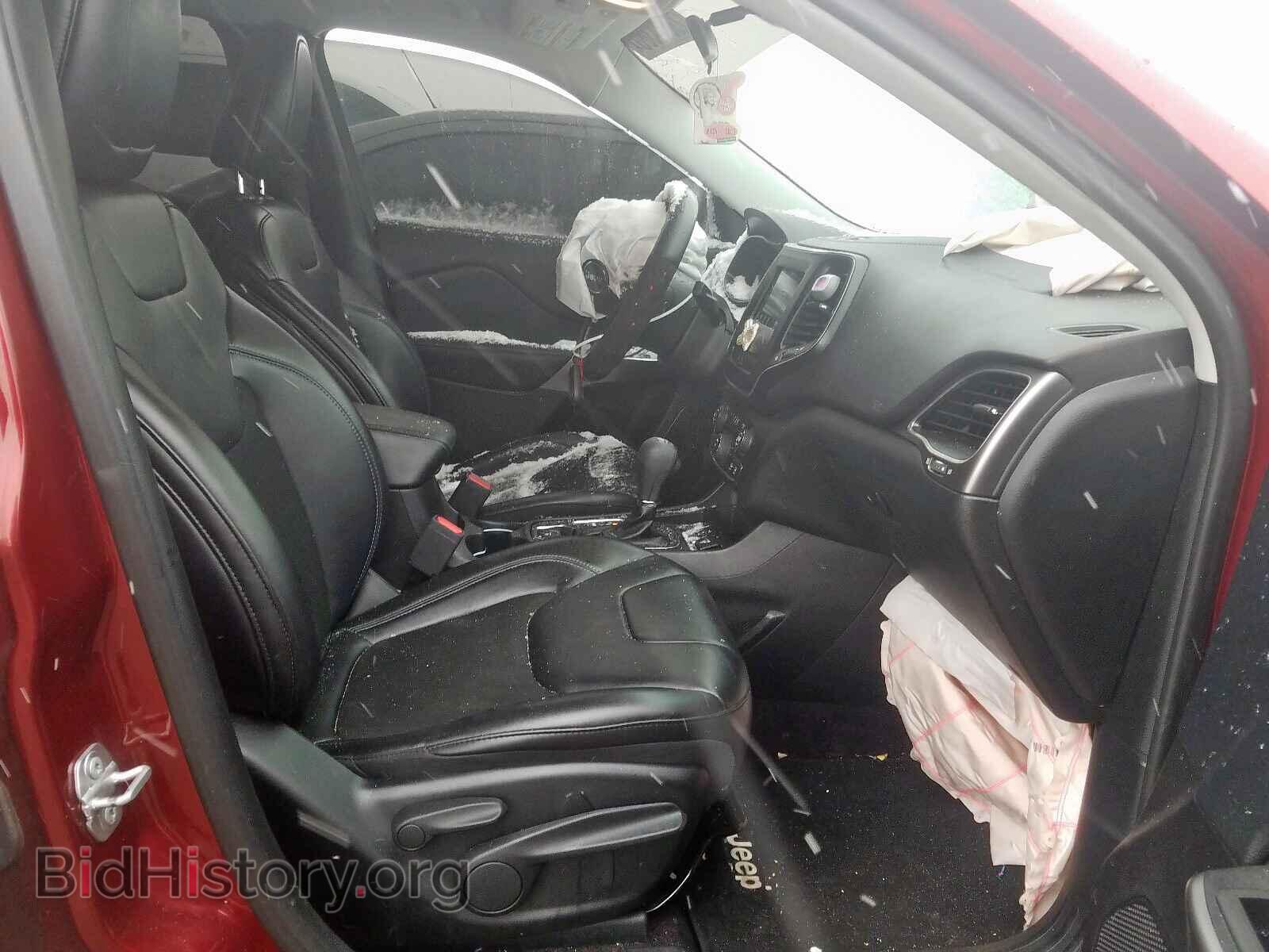 2019 JEEP CHEROKEE - VIN: 1C4PJLLB0KD144945 - Фото 5