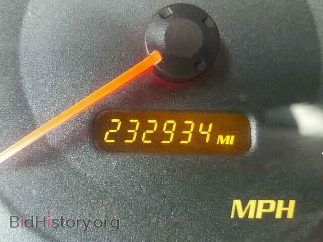 2004 CADILLAC CTS - VIN: 1G6DM577740176512 - Photo 8