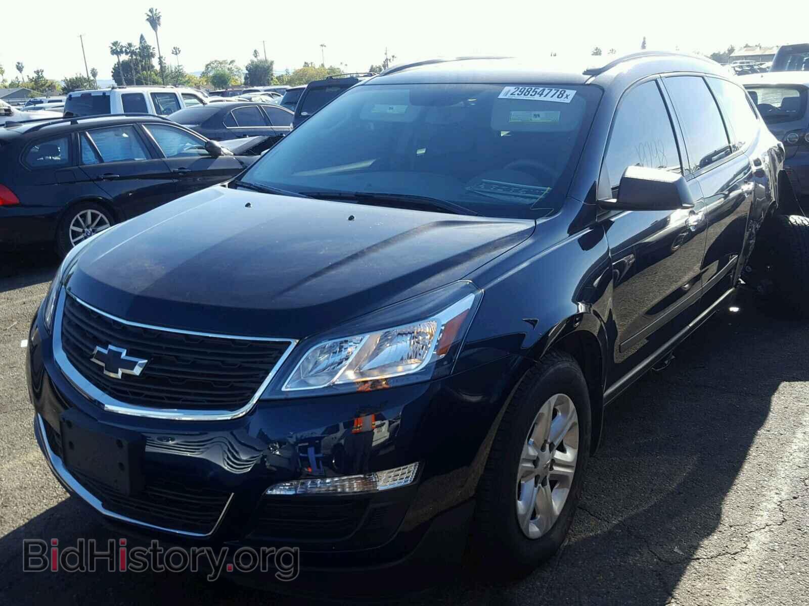 2017 CHEVROLET TRAVERSE - VIN: 1GNKRFKD2HJ203096 - Фото 2
