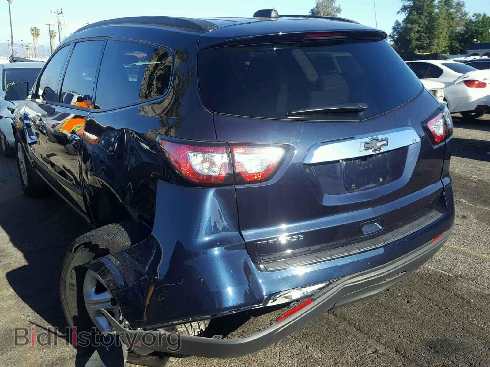 2017 CHEVROLET TRAVERSE - VIN: 1GNKRFKD2HJ203096 - Фото 3