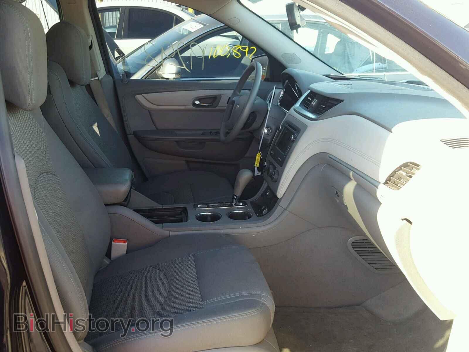 2017 CHEVROLET TRAVERSE - VIN: 1GNKRFKD2HJ203096 - Фото 5