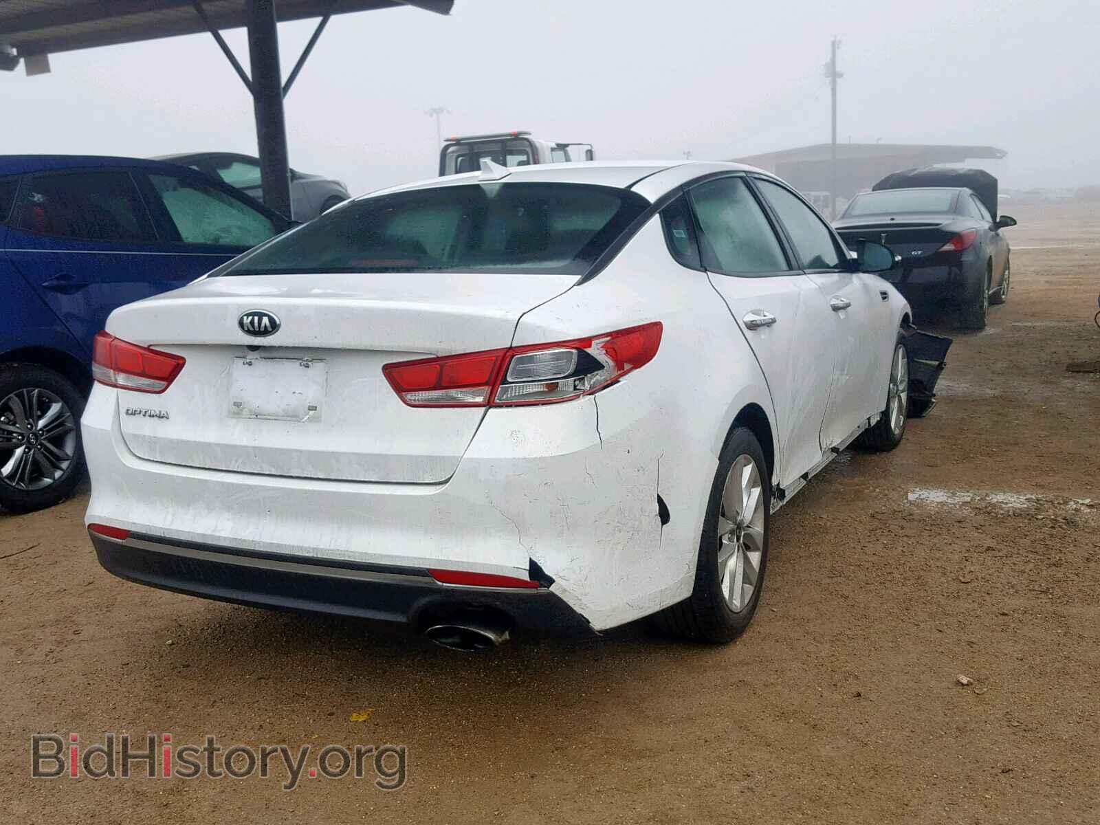 2017 KIA OPTIMA - VIN: 5XXGT4L33HG124938 - Фото 4