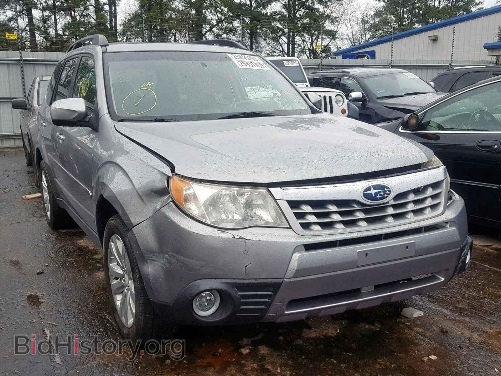 Photo  - SUBARU FORESTER 2011