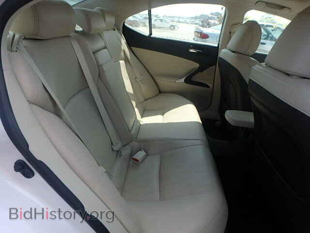 2011 LEXUS IS350 - VIN: JTHCE5C28B5000471 - Photo 6