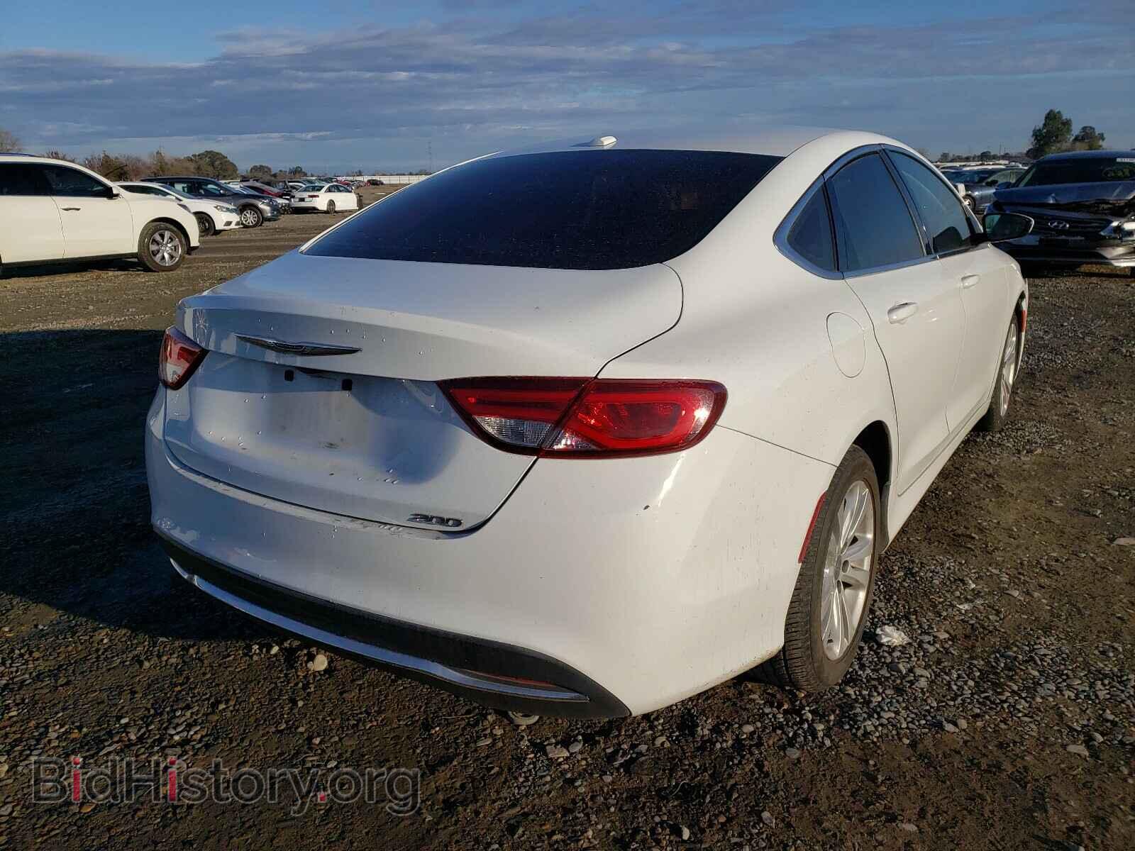 2016 CHRYSLER 200 - VIN: 1C3CCCAB6GN105939 - Фото 4