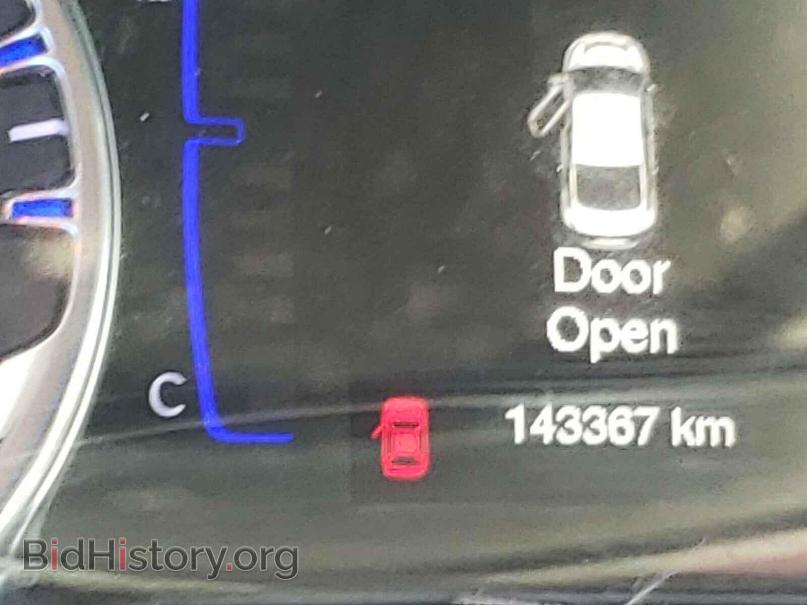 2016 CHRYSLER 200 - VIN: 1C3CCCAB6GN105939 - Фото 8