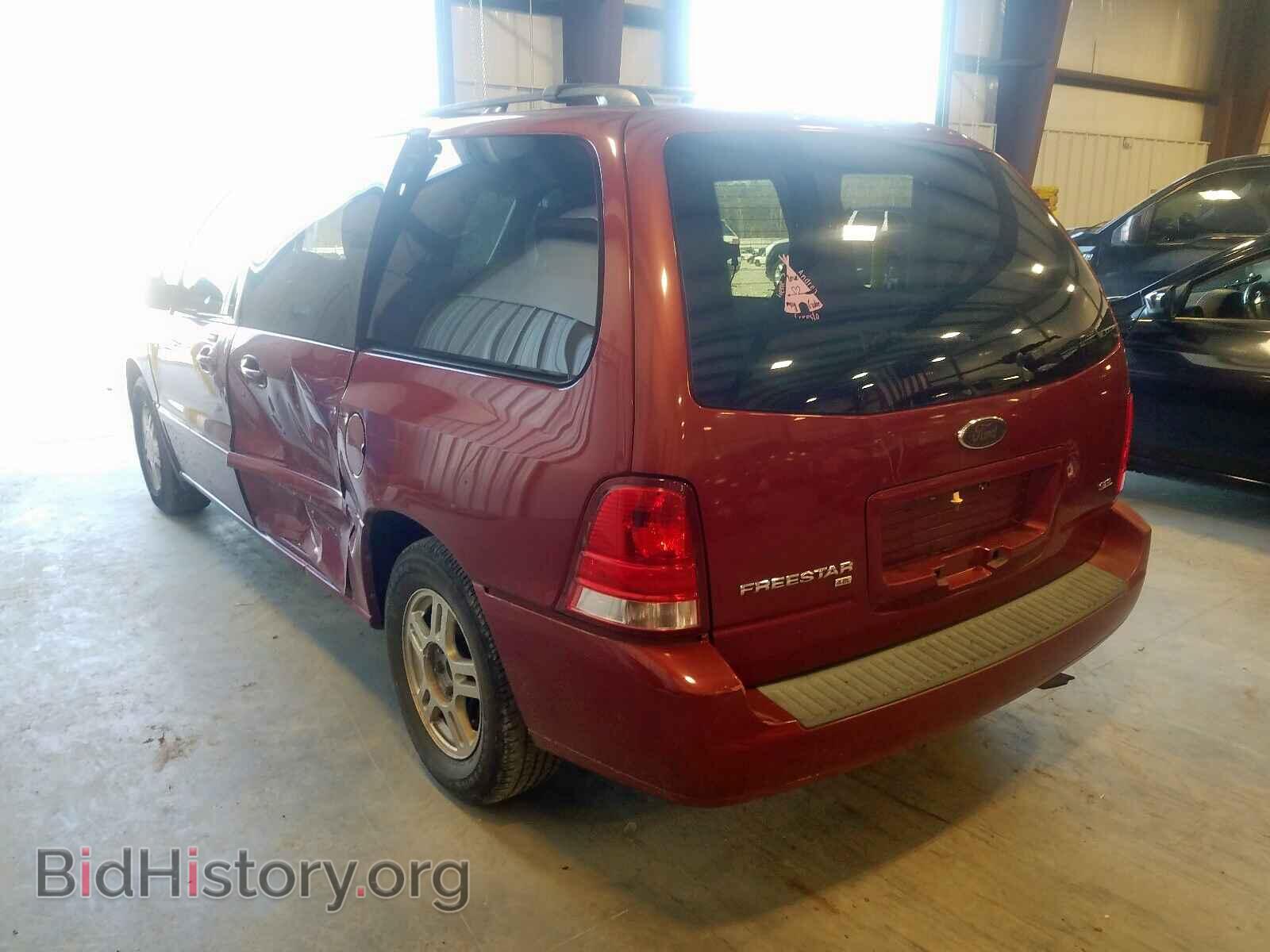 2005 FORD FREESTAR - VIN: 2FMZA52205BA42489 - Фото 3