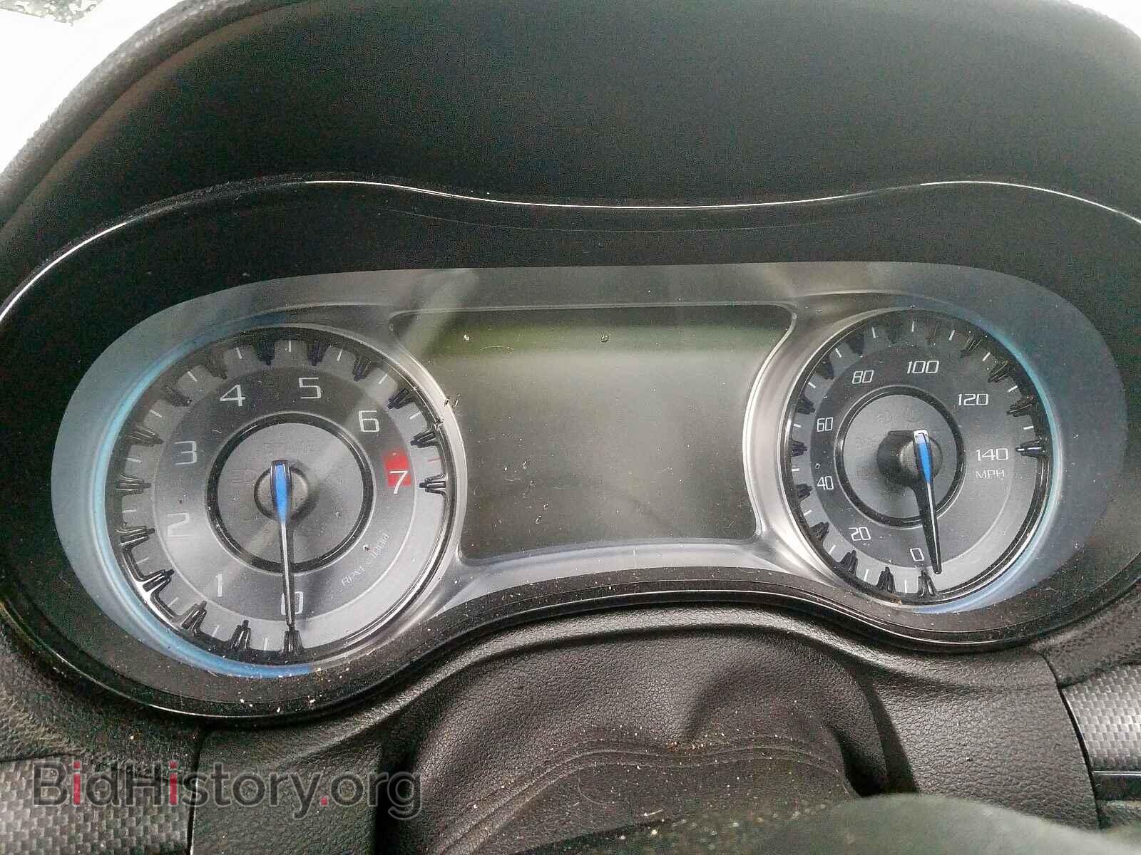 2015 CHRYSLER 300 - VIN: 2C3CCABG4FH802905 - Фото 8