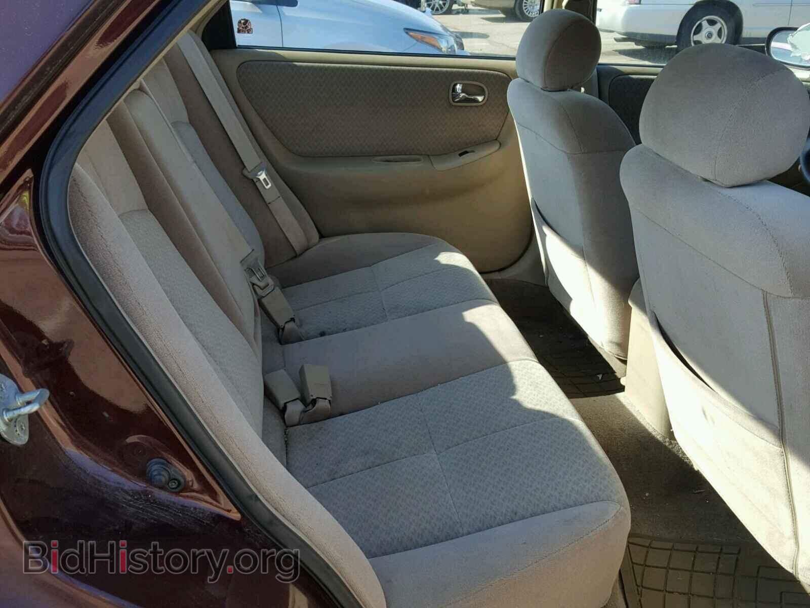2000 MAZDA 626 - VIN: 1YVGF22C9Y5160211 - Фото 6
