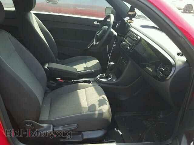 2014 VOLKSWAGEN BEETLE - VIN: 3VWF17ATXEM639528 - Фото 5