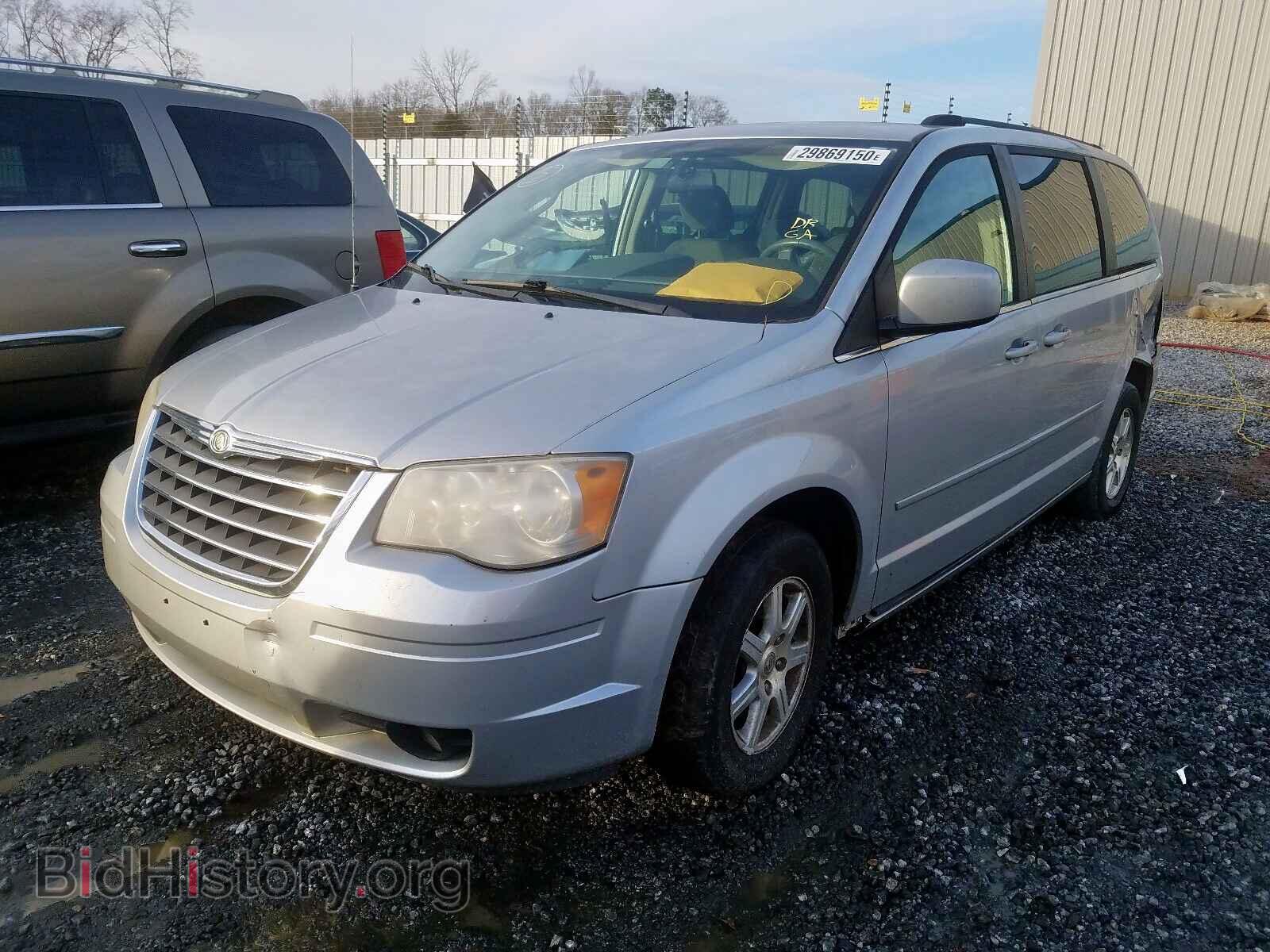 2008 CHRYSLER MINIVAN - VIN: 2A8HR54P18R743855 - Фото 2