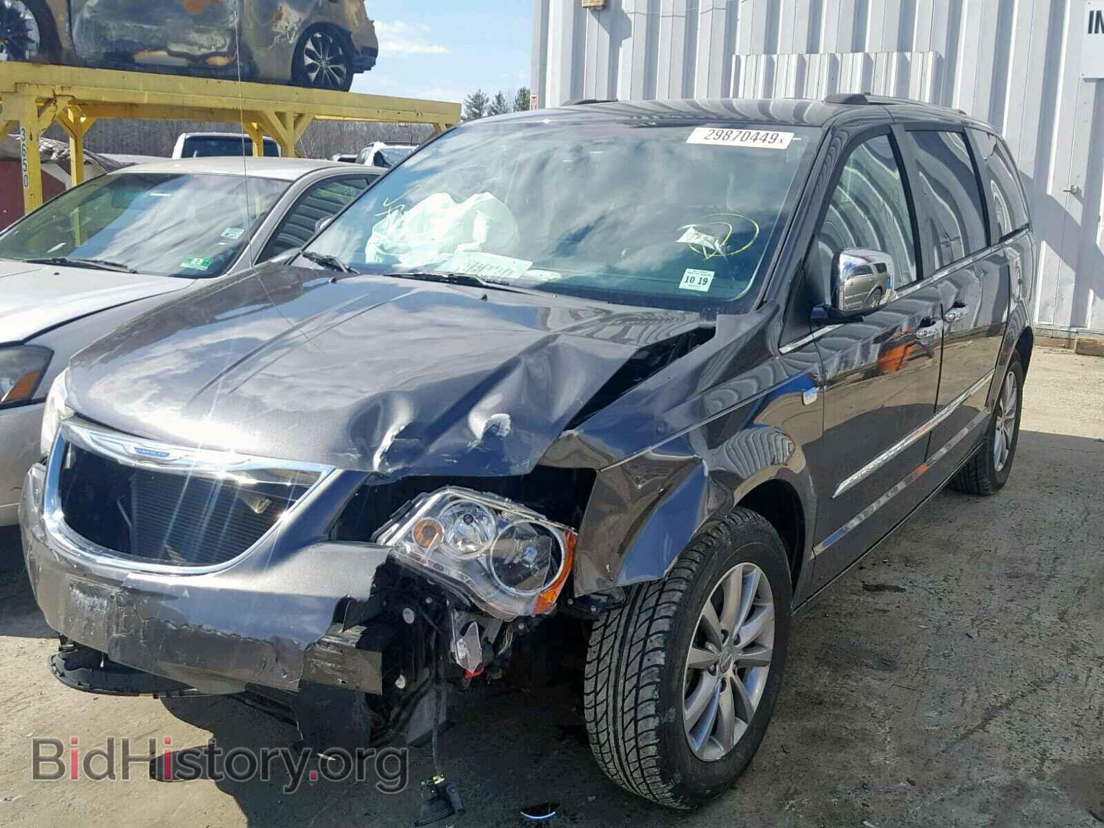 2014 CHRYSLER TOWN & COU - VIN: 2C4RC1CG0ER461242 - Фото 2