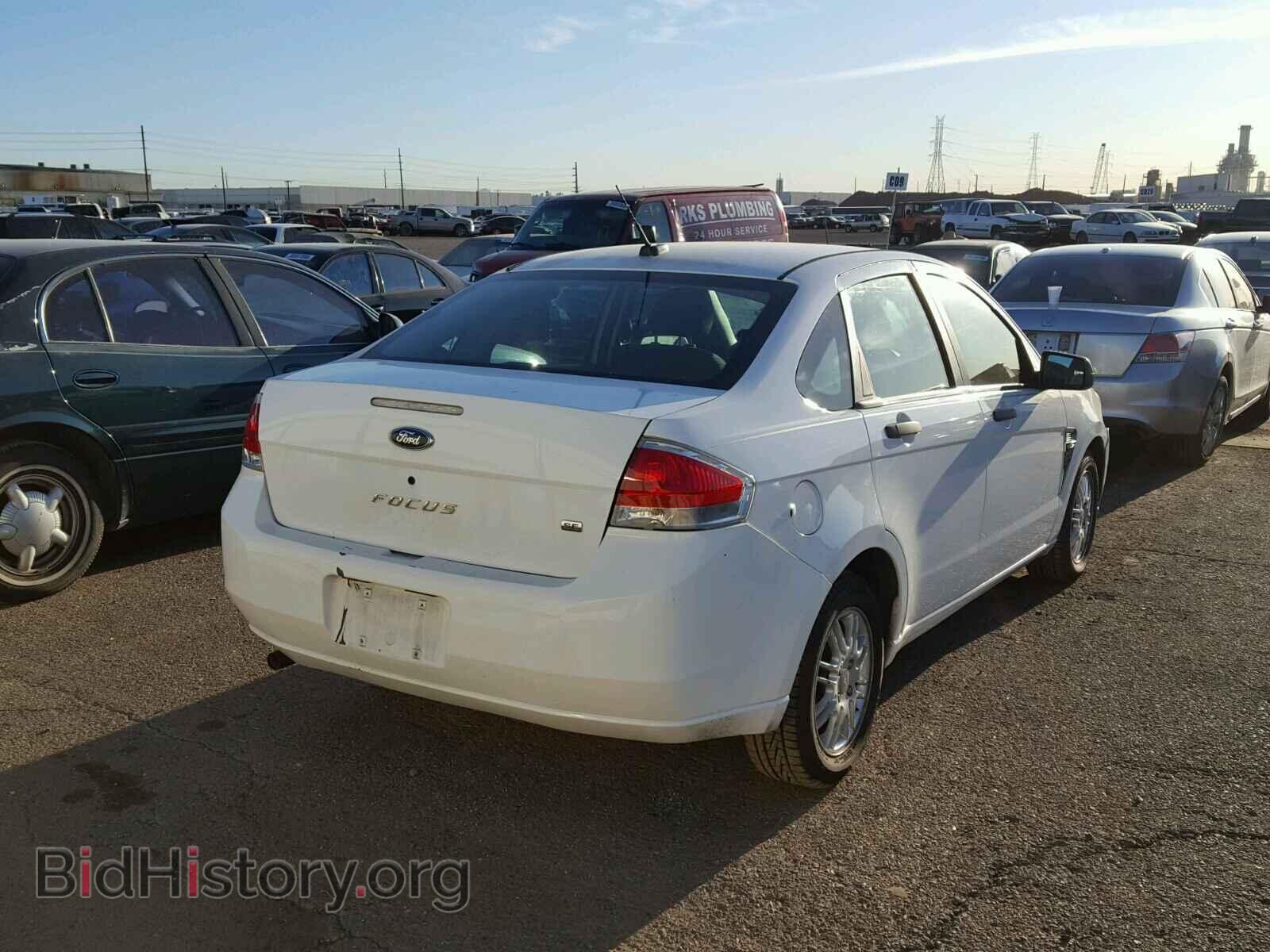2008 FORD FOCUS - VIN: 1FAHP35NX8W258609 - Фото 4