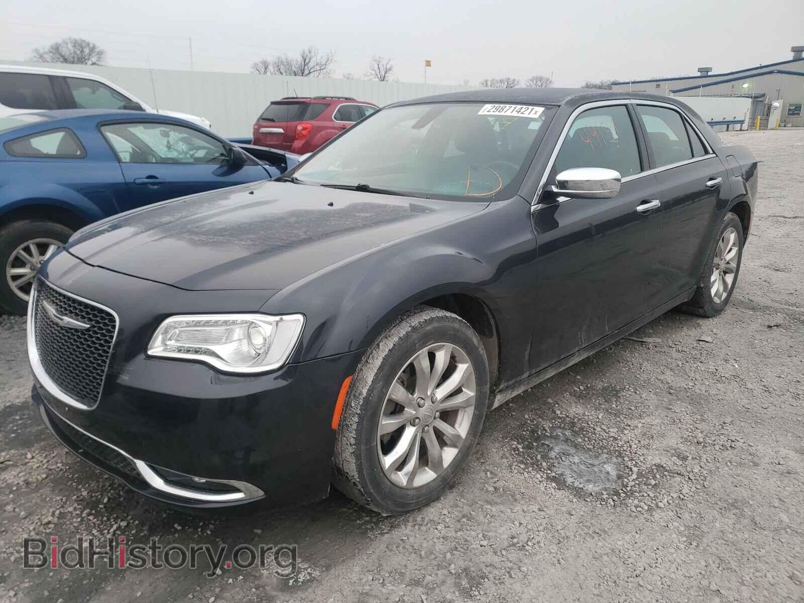 2018 CHRYSLER 300 - VIN: 2C3CCAKG2JH177638 - Фото 2
