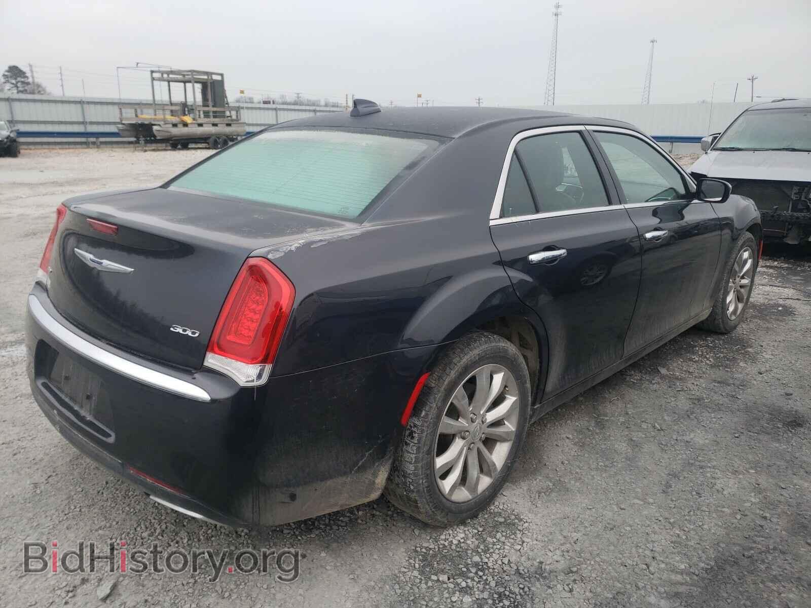2018 CHRYSLER 300 - VIN: 2C3CCAKG2JH177638 - Фото 4