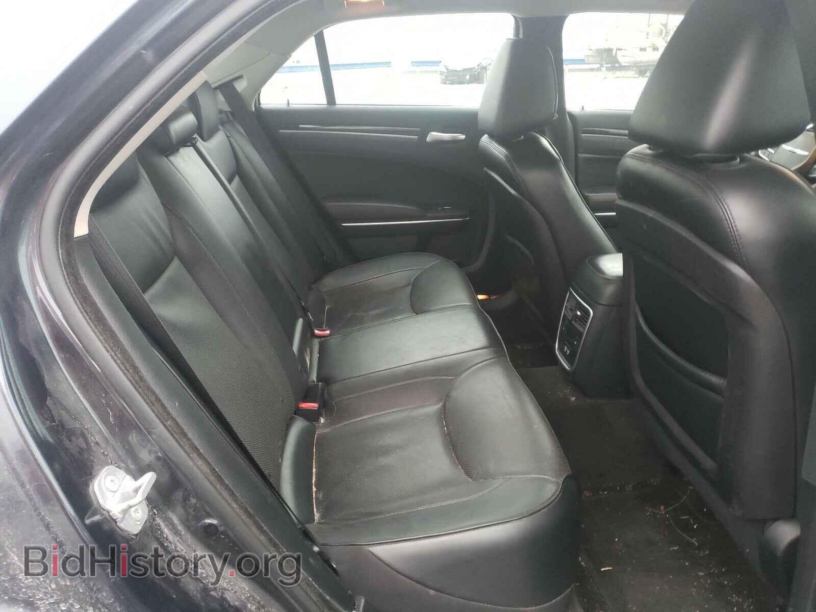 2018 CHRYSLER 300 - VIN: 2C3CCAKG2JH177638 - Фото 6