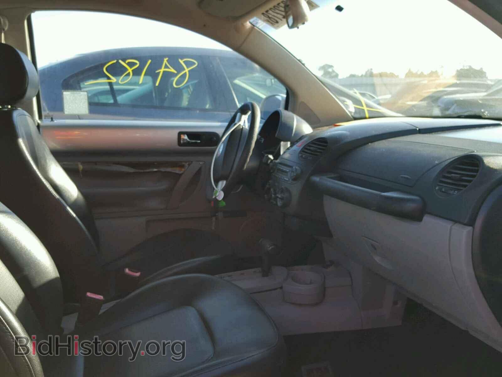 2004 VOLKSWAGEN BEETLE - VIN: 3VWBK31C94M414827 - Фото 5