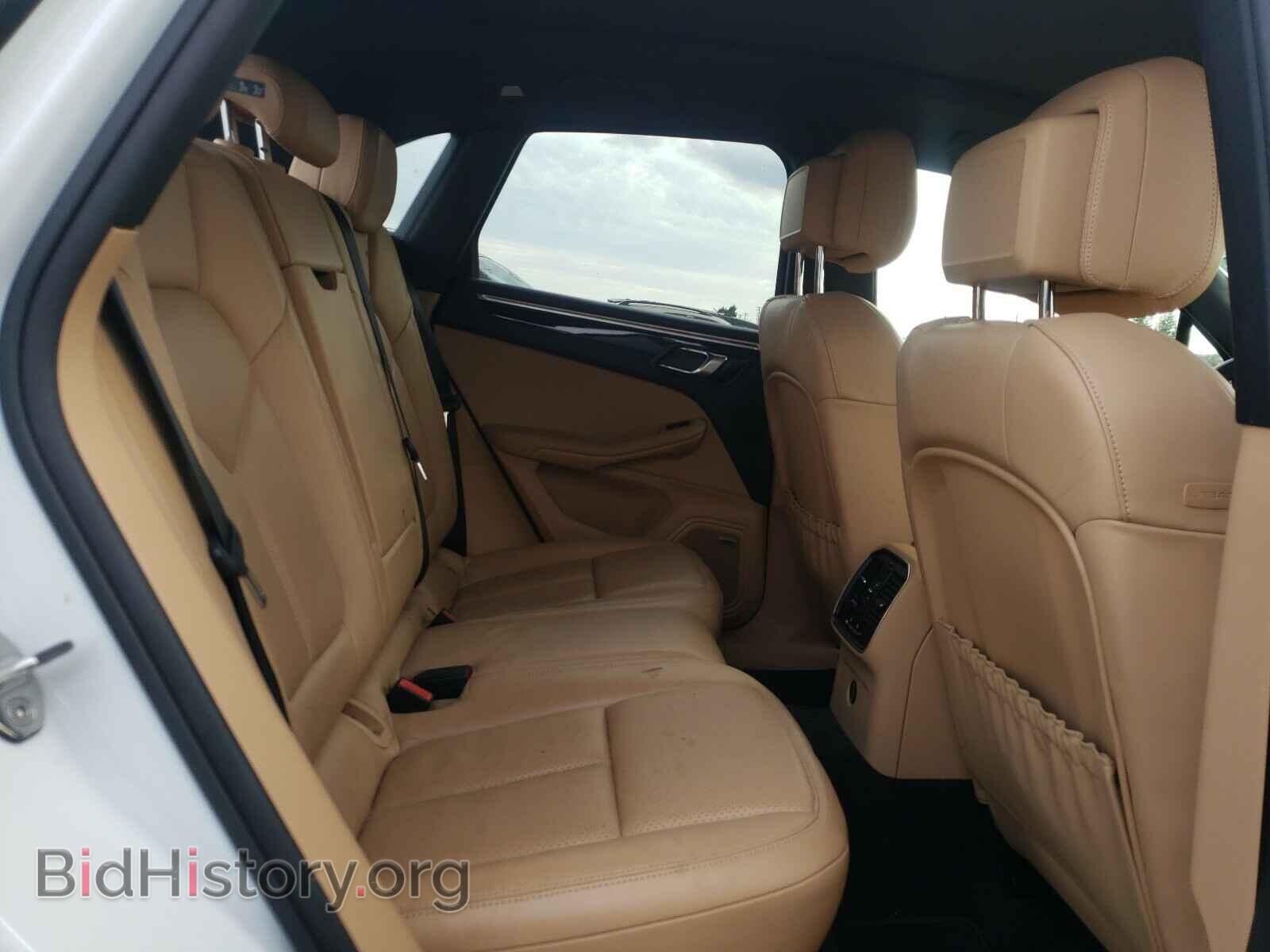 2018 PORSCHE MACAN - VIN: WP1AB2A51JLB38441 - Photo 6