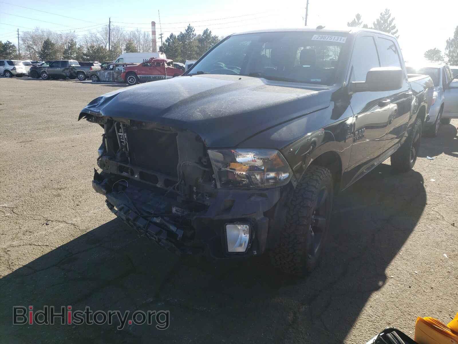 2017 RAM 1500 - VIN: 3C6RR7KT0HG718935 - Фото 2