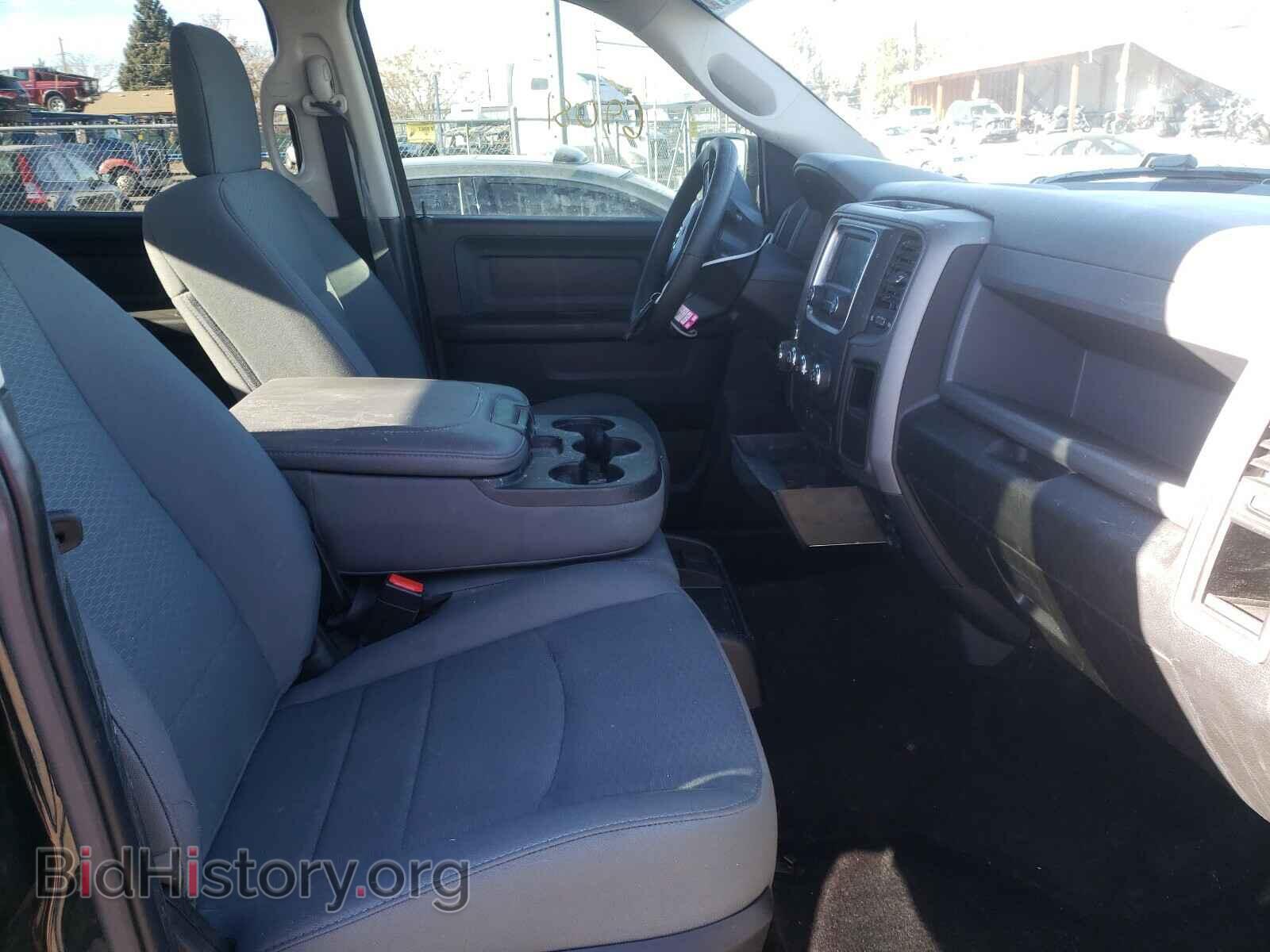 2017 RAM 1500 - VIN: 3C6RR7KT0HG718935 - Фото 5