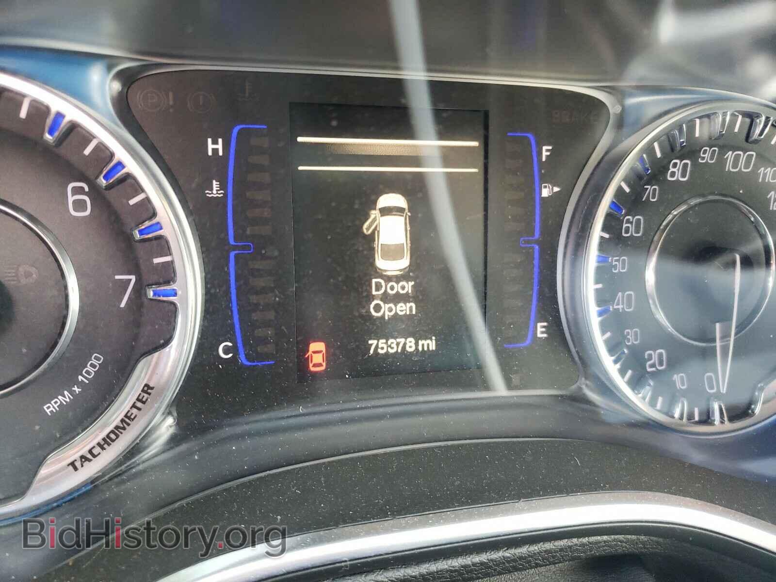 2015 CHRYSLER 200 - VIN: 1C3CCCAB2FN725167 - Фото 8