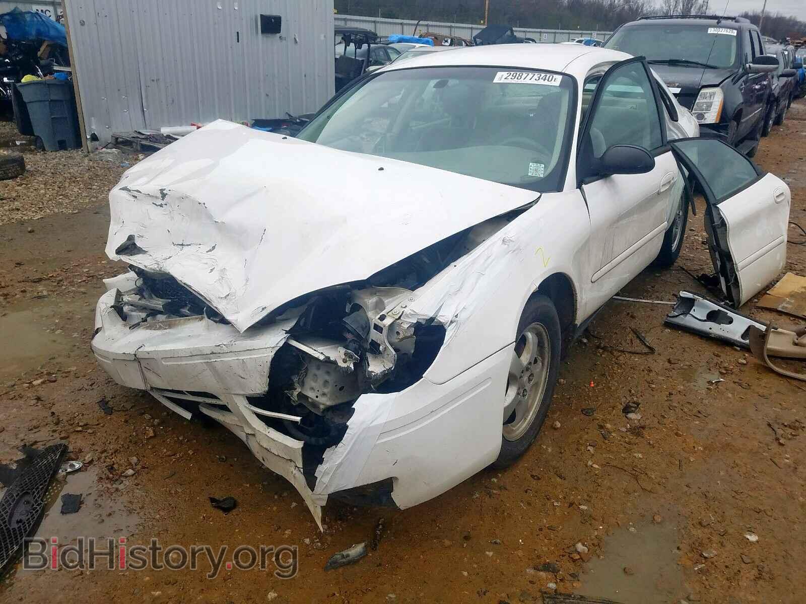 2005 FORD TAURUS - VIN: 1FAFP53235A138123 - Фото 2