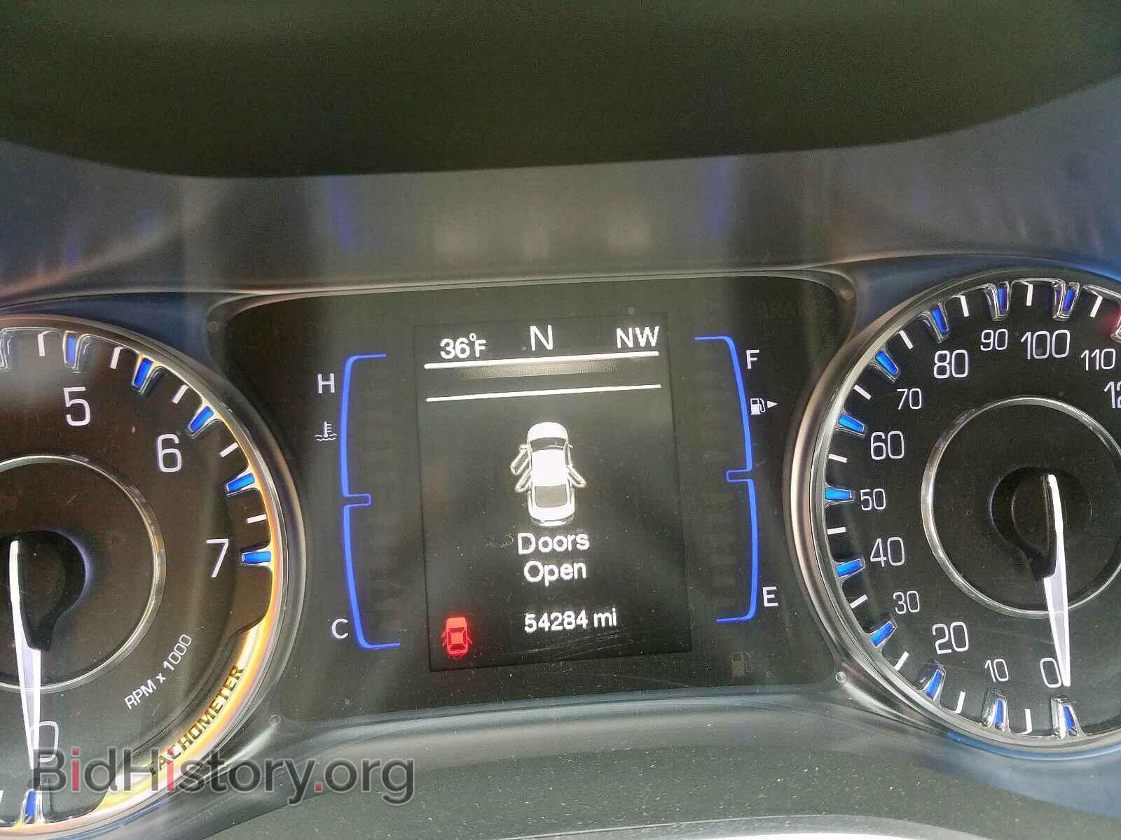 2015 CHRYSLER 200 - VIN: 1C3CCCABXFN738426 - Фото 8