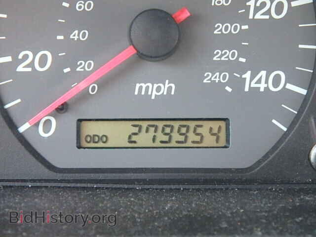2000 MAZDA 626 - VIN: 1YVGF22F5Y5137177 - Фото 8