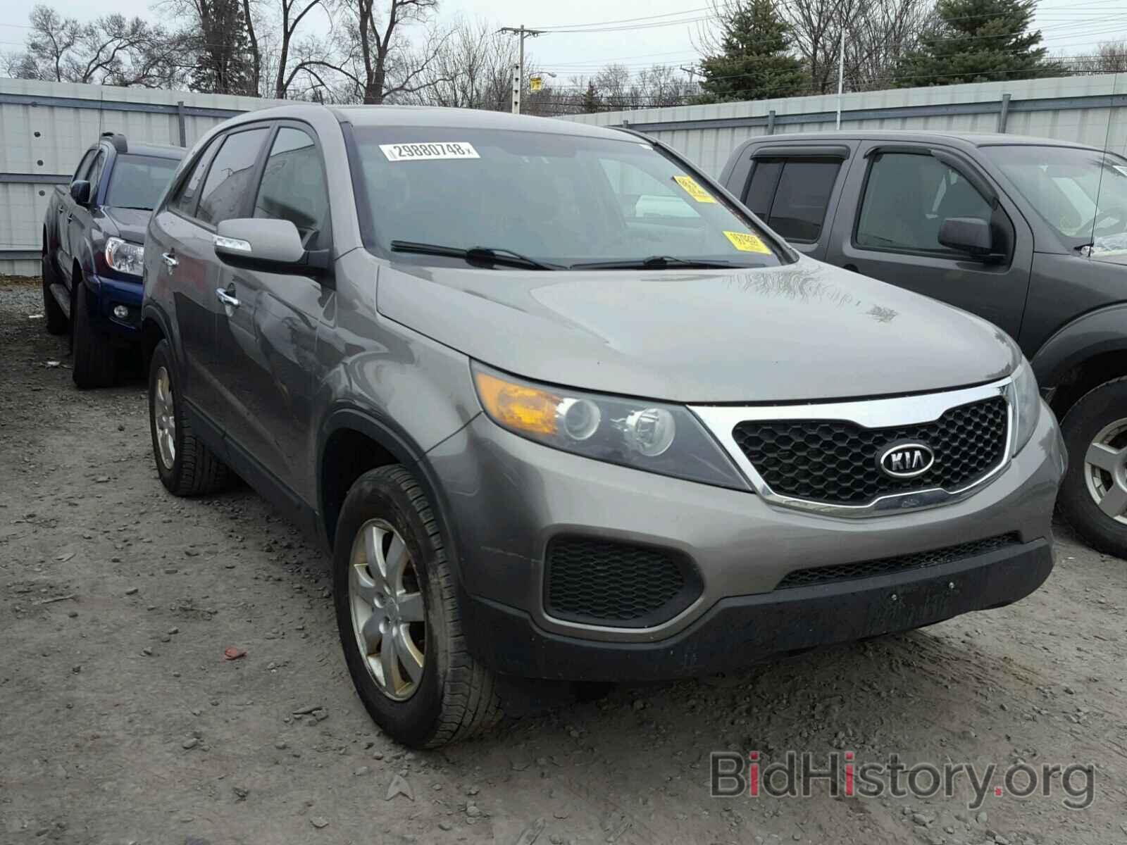 Photo 5XYKT3A11BG096145 - KIA SORENTO 2011