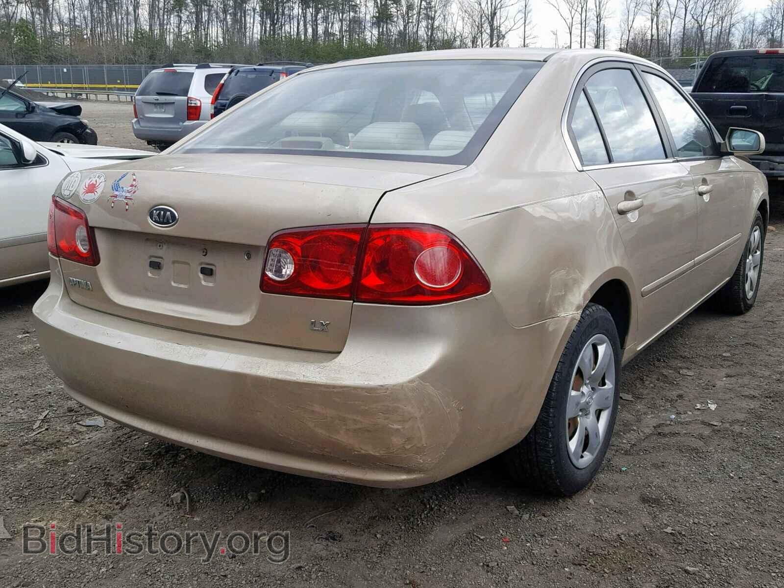 2007 KIA OPTIMA - VIN: KNAGE123X75141102 - Фото 4