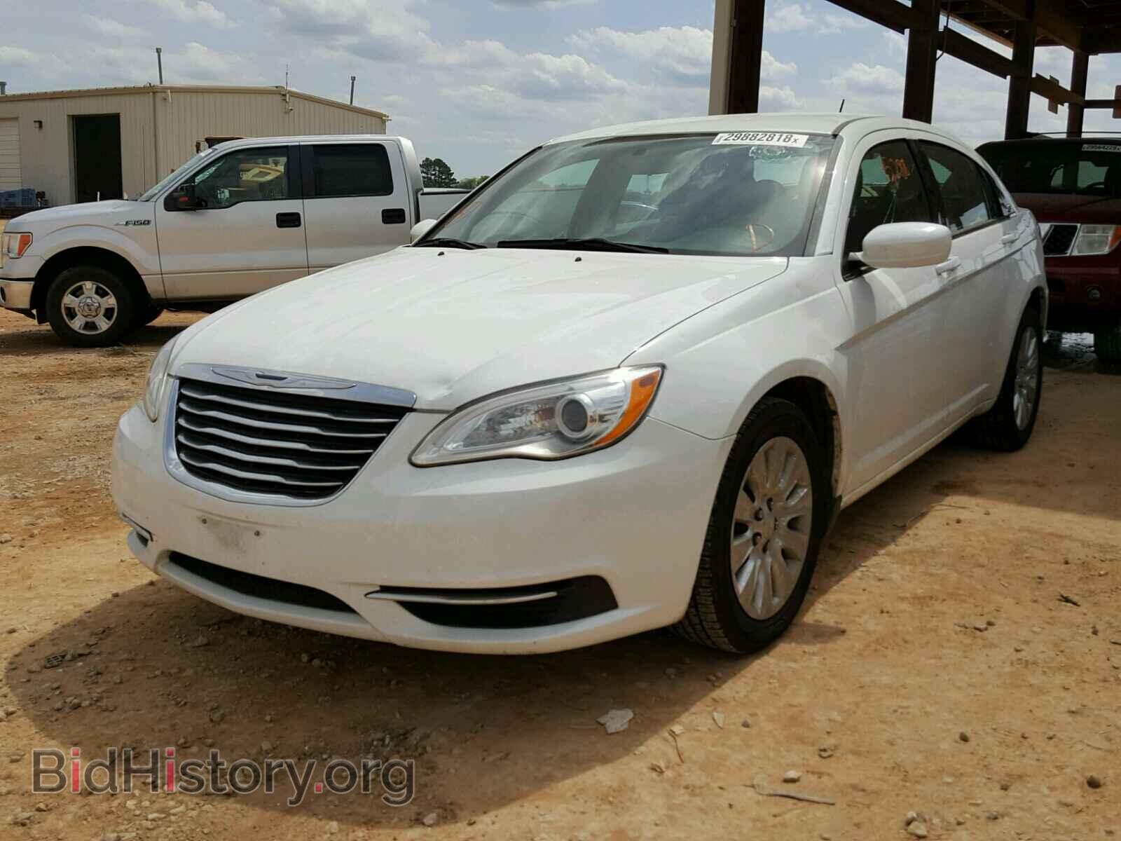 2014 CHRYSLER 200 - VIN: 1C3CCBAB7EN213980 - Фото 2