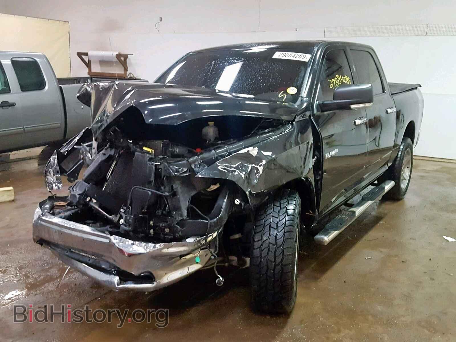2010 DODGE RAM 1500 - VIN: 1D7RV1CT1AS194084 - Фото 2