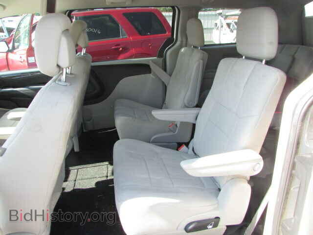 2011 DODGE CARAVAN - VIN: 2D4RN3DG2BR770200 - Photo 6