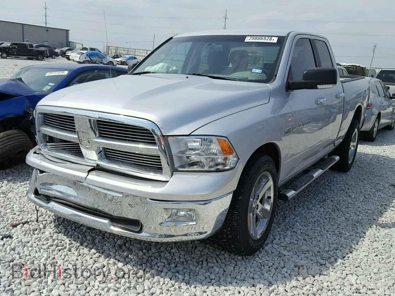 2011 DODGE RAM 1500 - VIN: 1D7RV1GT5BS556476 - Фото 2