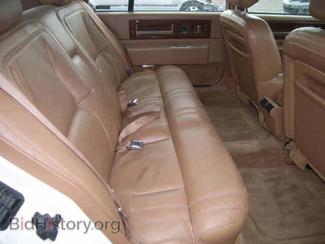 1993 CADILLAC DEVILLE - VIN: 1G6CT53B4P4223520 - Photo 6