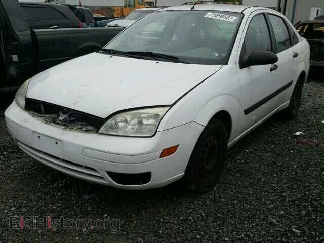 2005 FORD FOCUS - VIN: 1FAFP34NX5W105197 - Фото 2