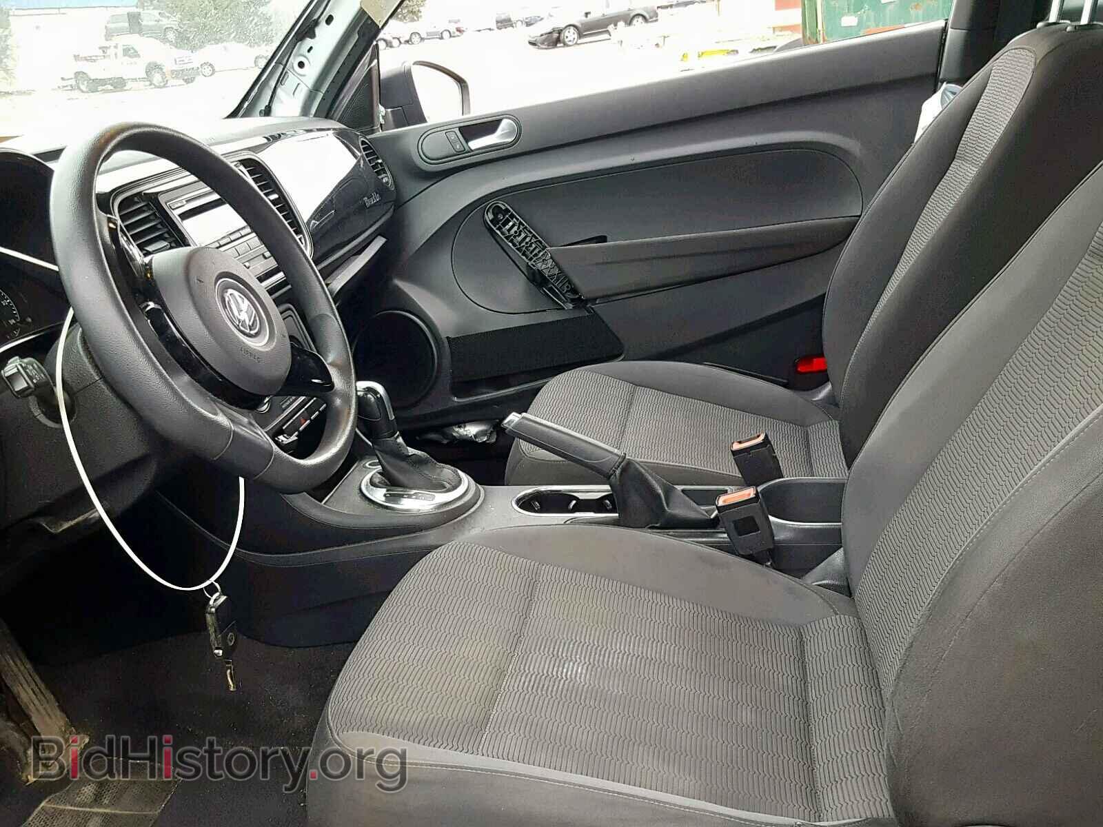 2012 VOLKSWAGEN BEETLE - VIN: 3VWFP7AT3CM640208 - Фото 5