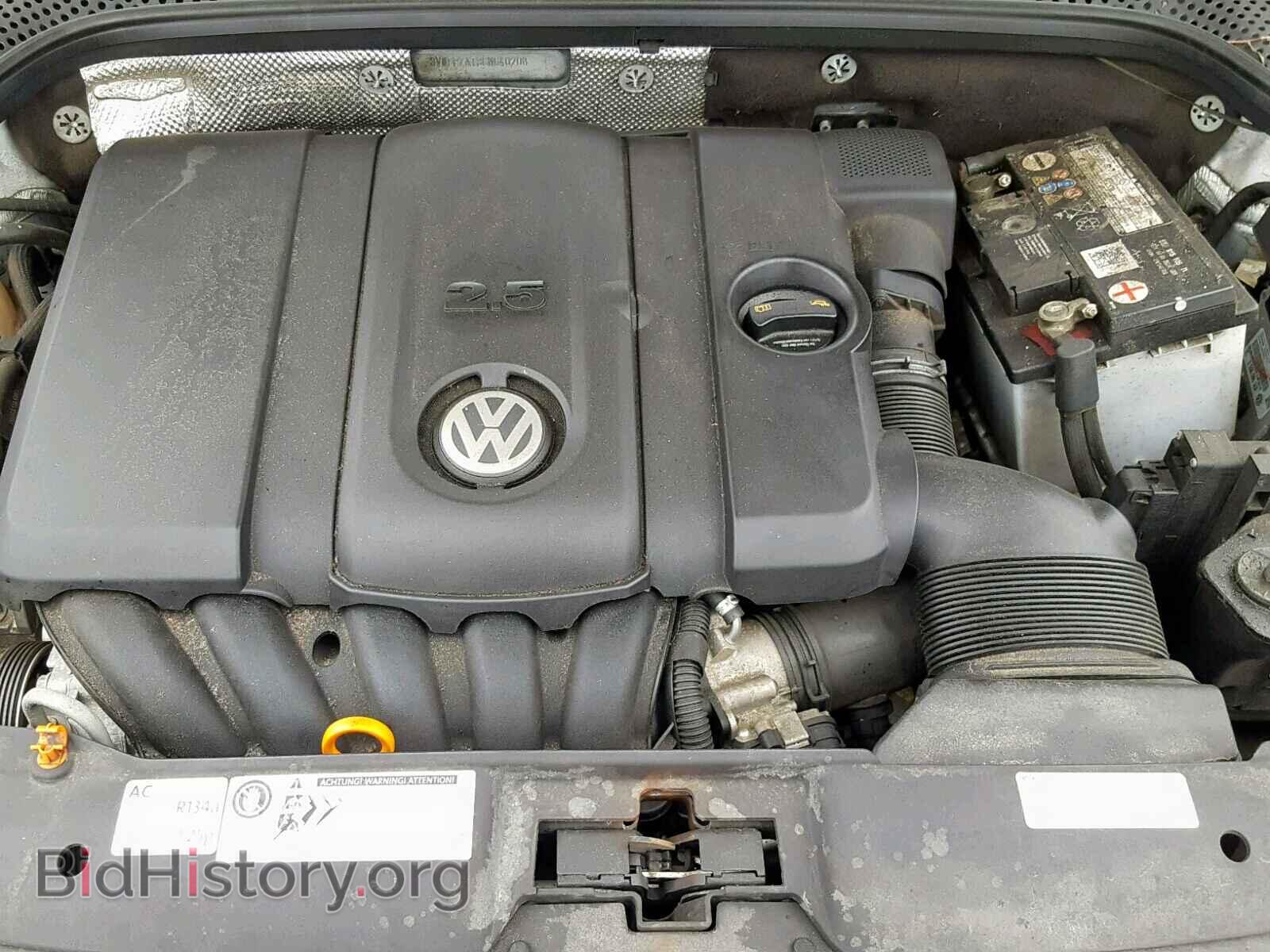 2012 VOLKSWAGEN BEETLE - VIN: 3VWFP7AT3CM640208 - Фото 7