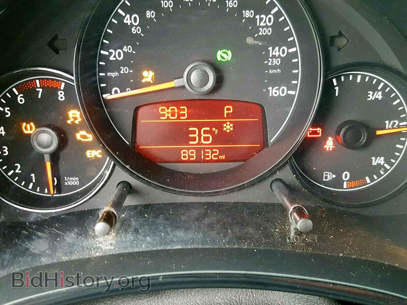 2012 VOLKSWAGEN BEETLE - VIN: 3VWFP7AT3CM640208 - Фото 8