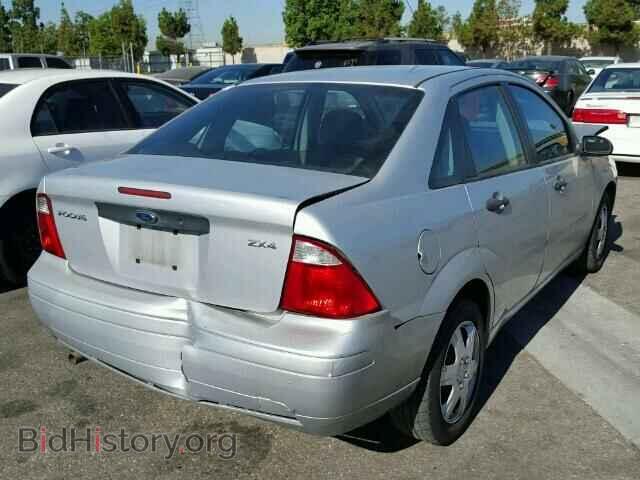 2006 FORD FOCUS - VIN: 1FAFP34N16W102934 - Фото 4