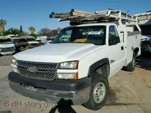 2005 CHEVROLET SILVERADO - VIN: 1GBHC24235E134274 - Фото 2