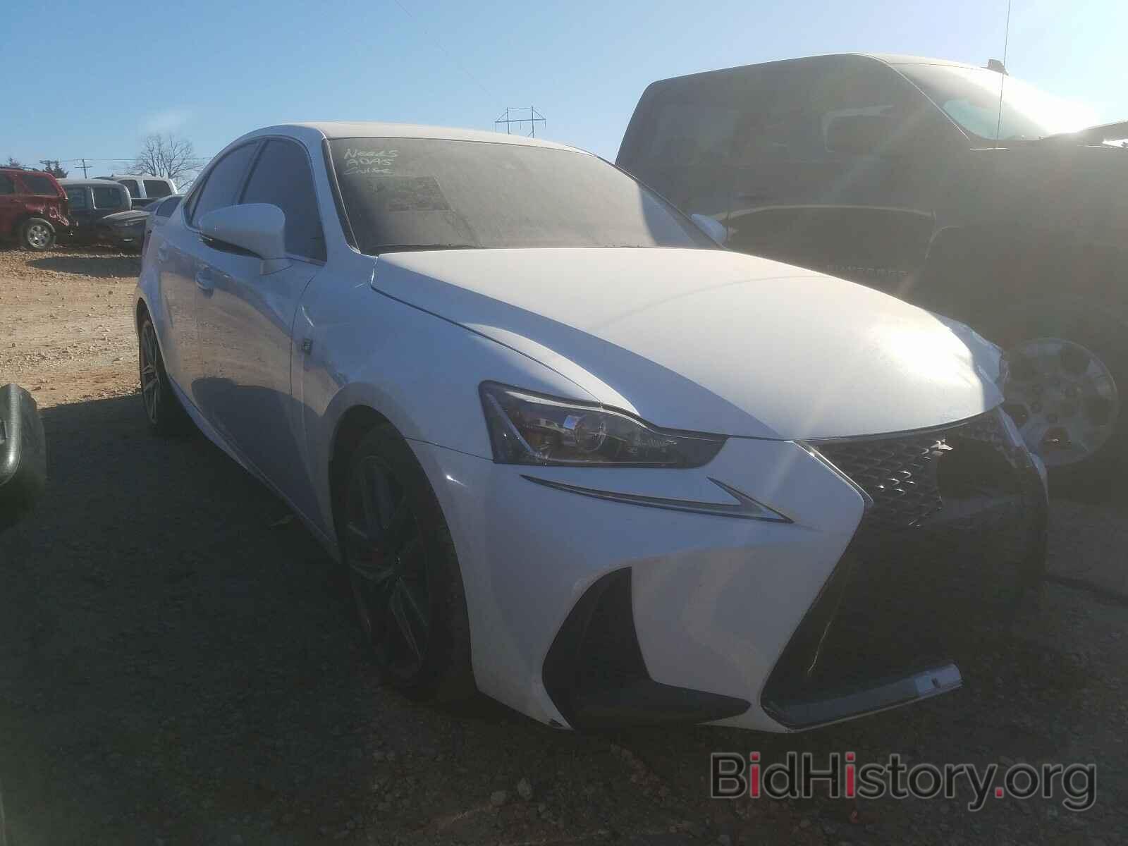 Photo JTHBA1D25J5064013 - LEXUS IS 2018