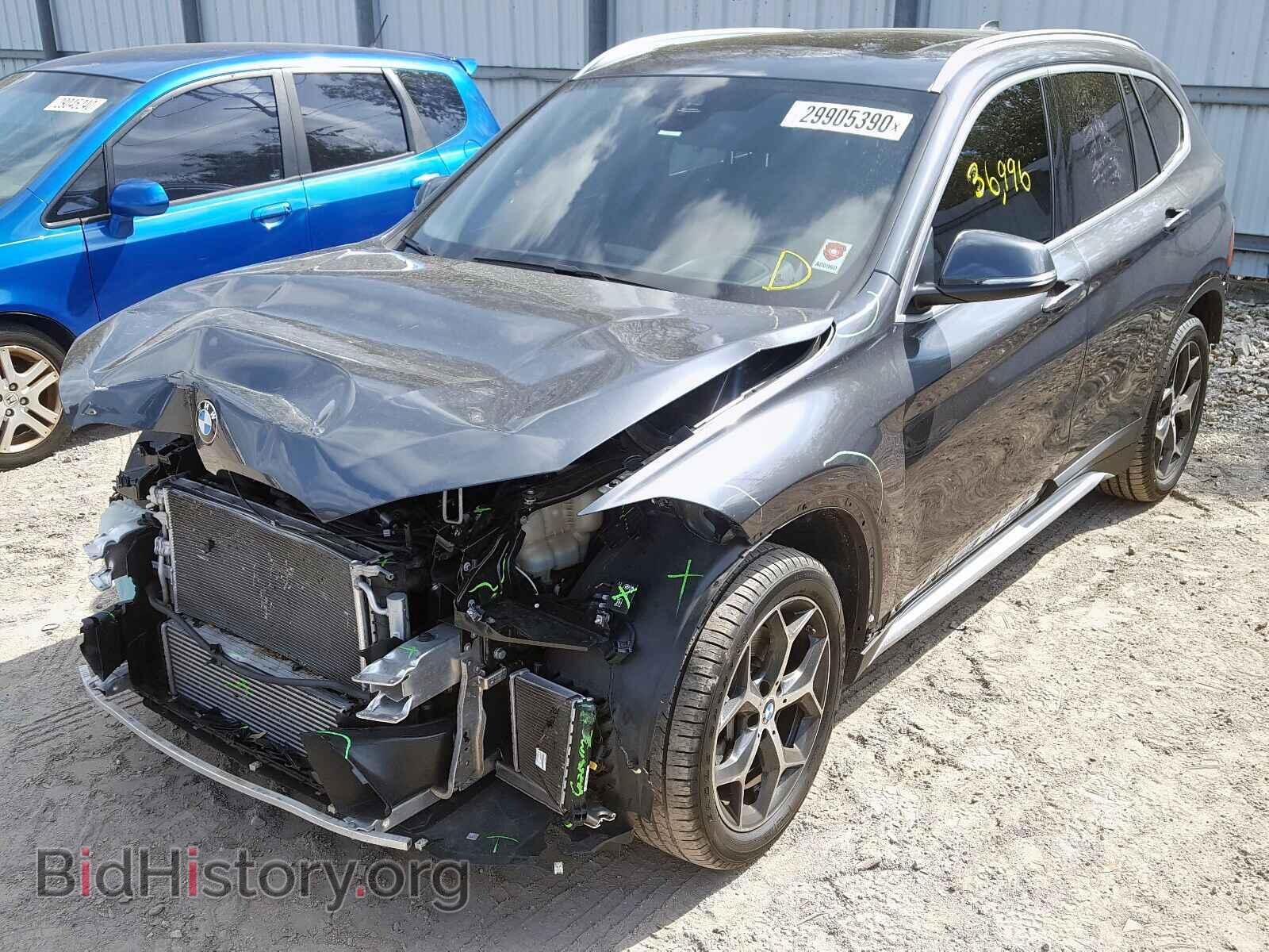 2018 BMW X1 - VIN: WBXHU7C34J5L08043 - Фото 2